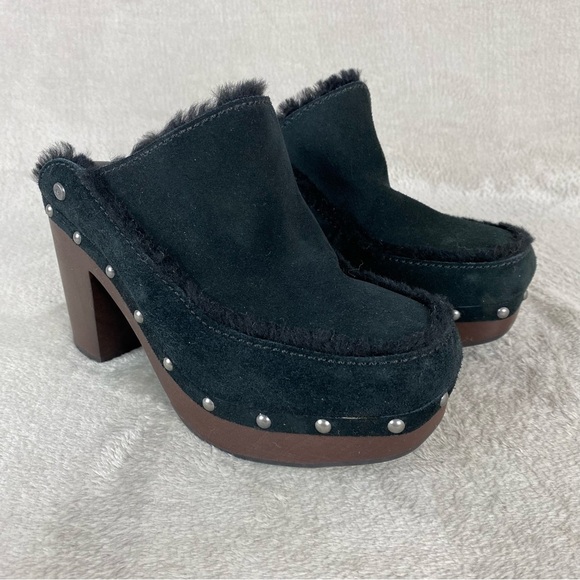 UGG Shoes - UGG Aubriana Mule Women's Heel Boots 7 Black Suede Sheepskin Lined Studded NEW